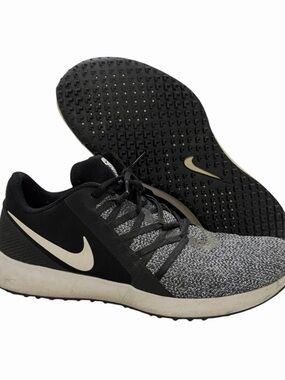 Nike Varsity Compete Trainer Mens 11 Black Grey Athletic Golf Shoes Sneakers
